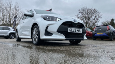 Toyota Yaris 1.5 Hybrid Icon 5dr CVT Hybrid Hatchback